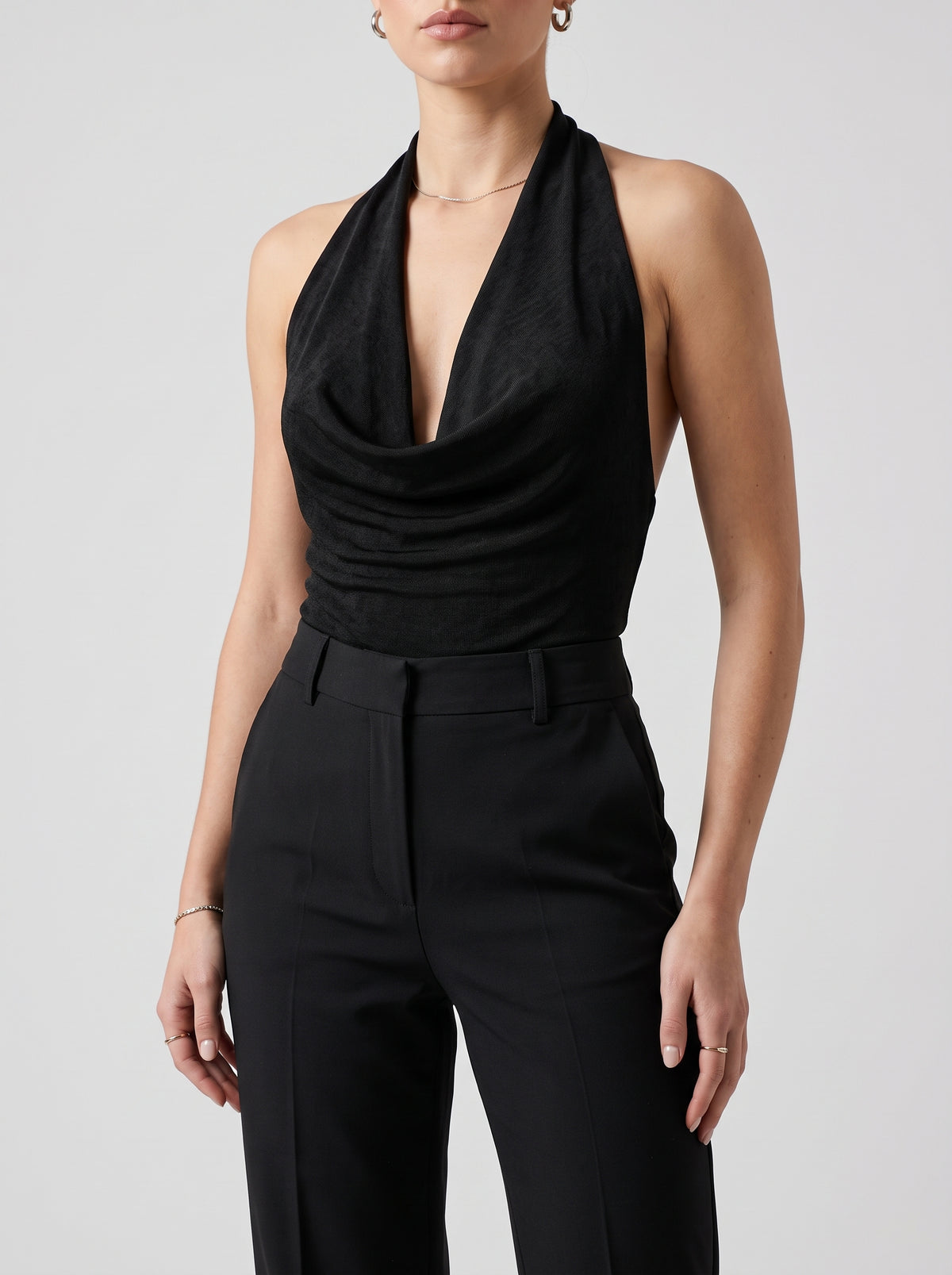 Jeriza Plunge Neck Halter Top — Black