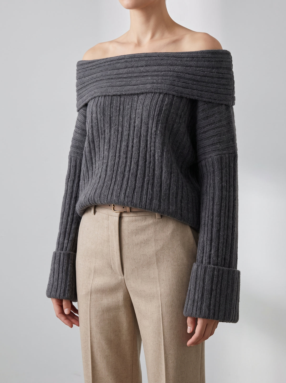 Aelwen Off-The-Shoulder Jumper - Grey