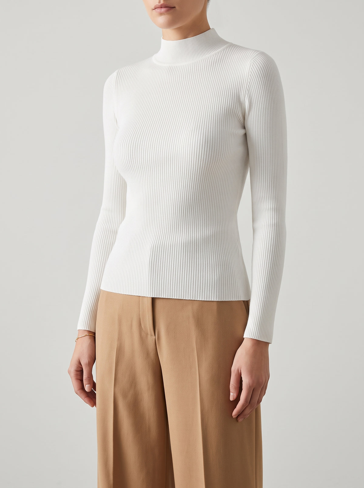 Jessa Long-Sleeve Ribbed Top - White