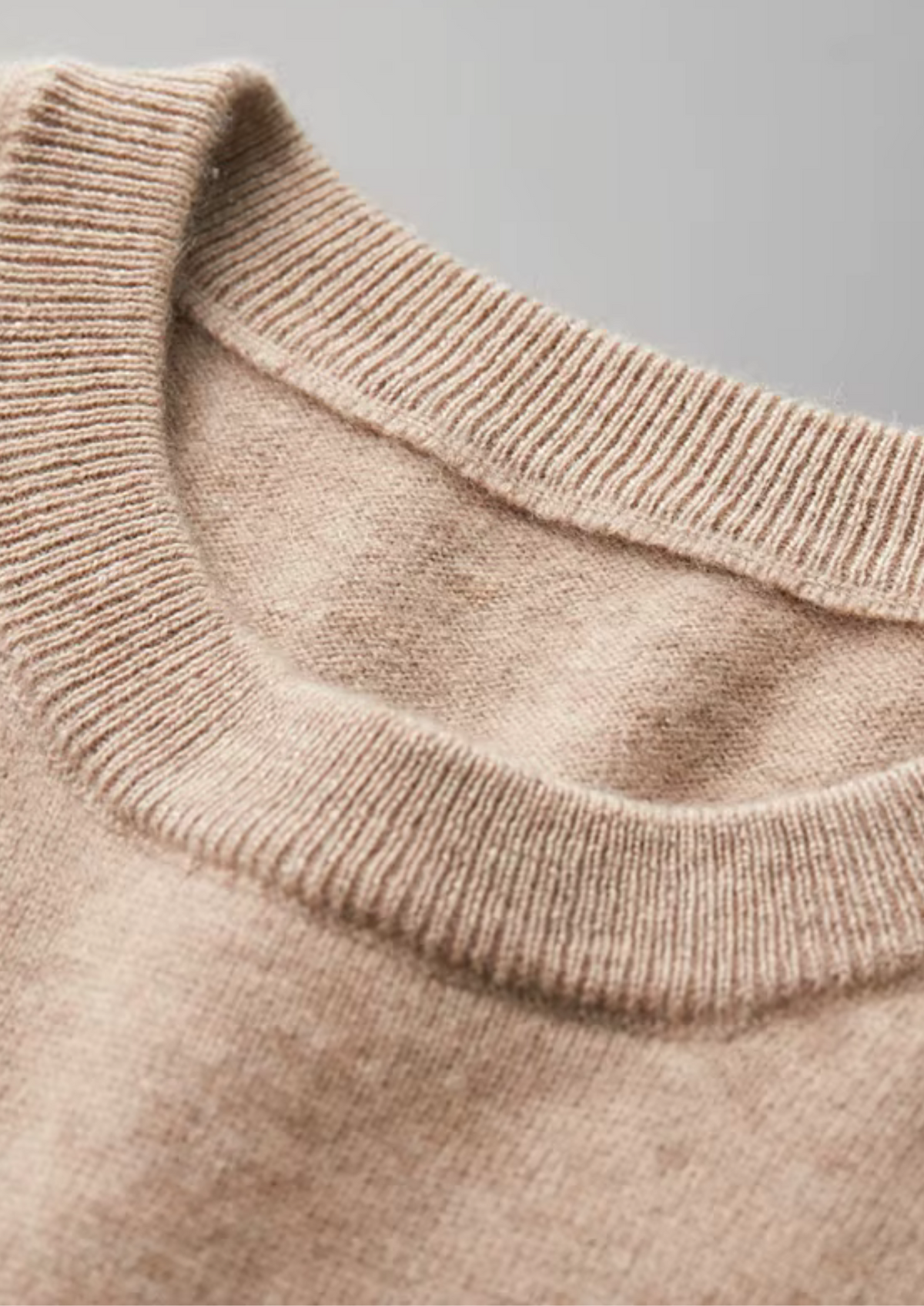 T-Shirt col rond classique en cachemire premium beige clair