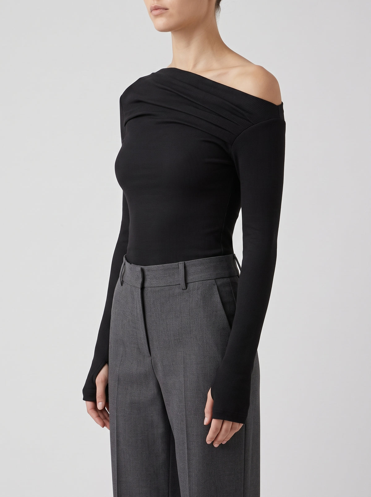 Cassy Off-Shoulder Long-Sleeve Top - Black