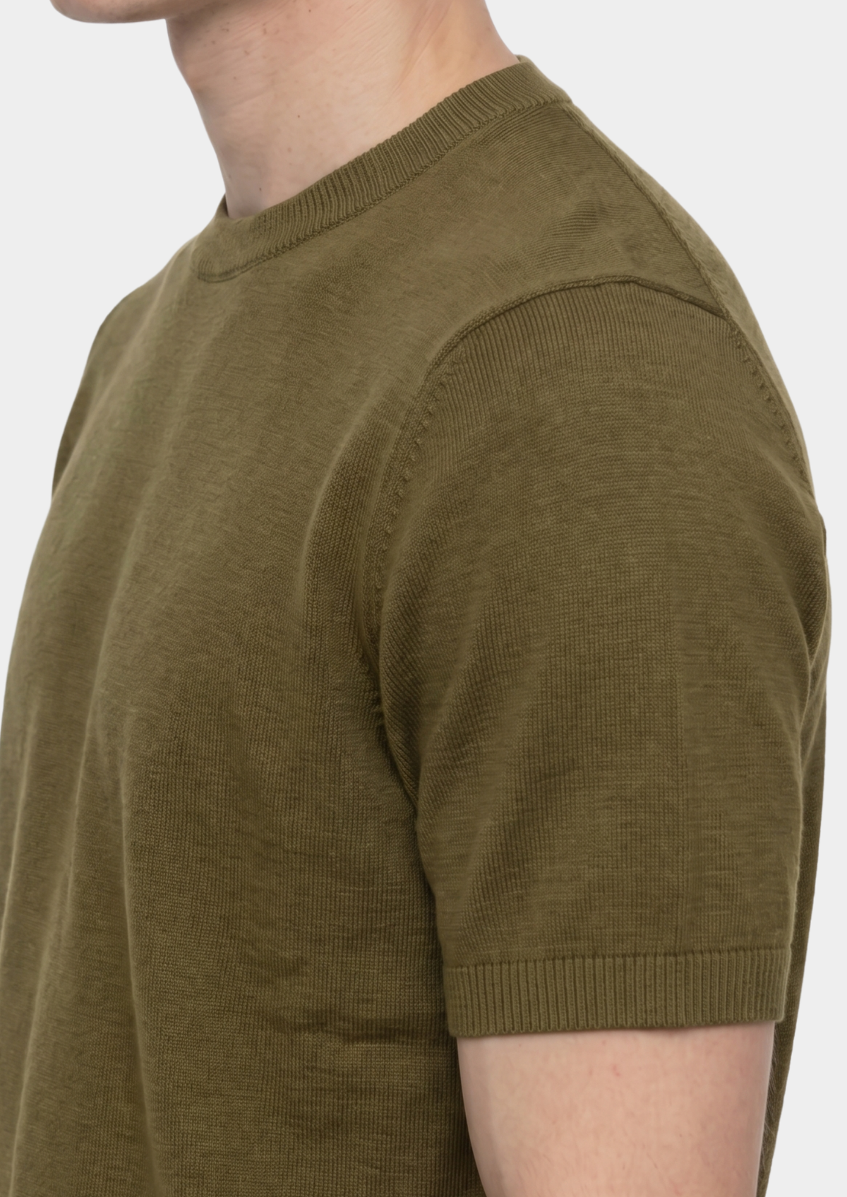 T-Shirt essentiel col rond en maille olive