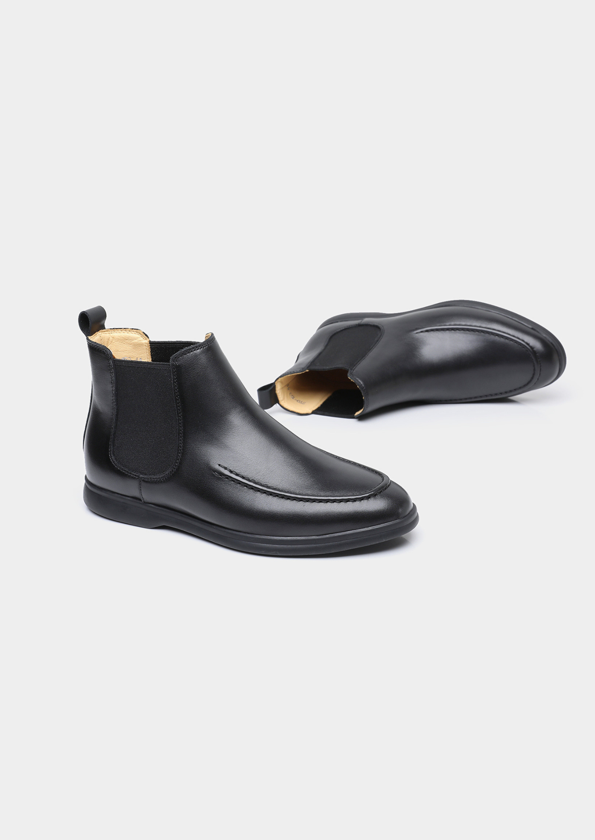 Bottine Chelsea en cuir noir