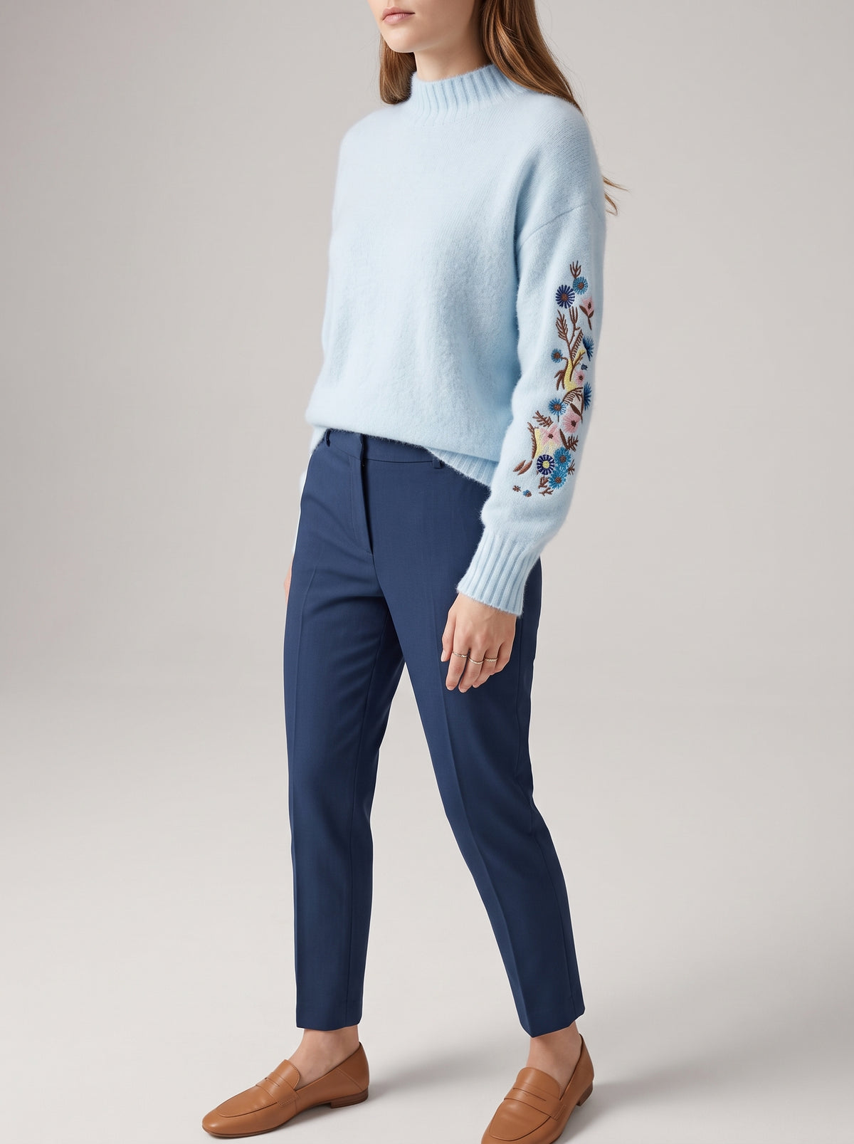 PHILIPPINE — Embroidered Chunky Cashmere Knit Jumper - Sky Blue