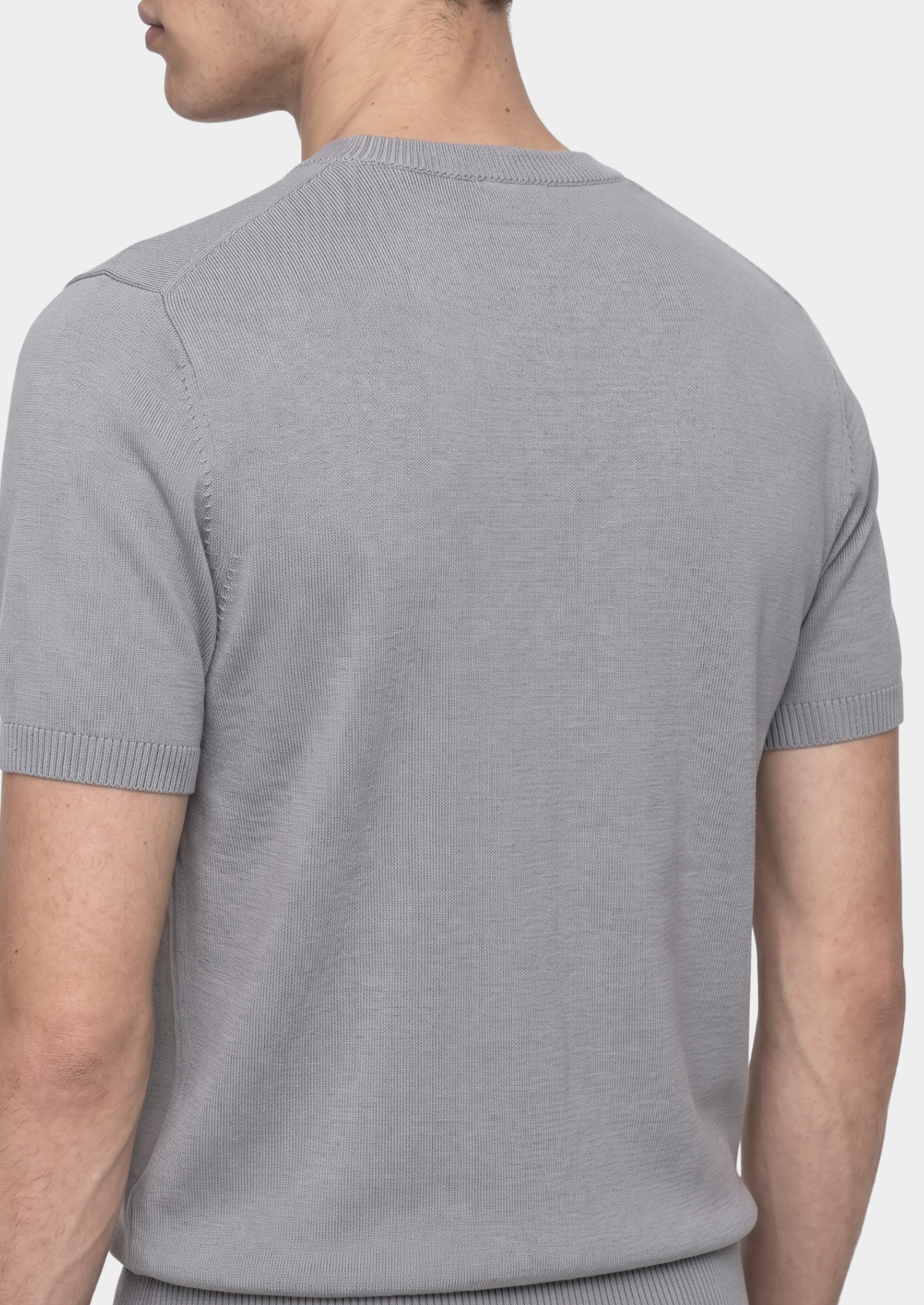 T-Shirt essentiel col rond en maille gris brume