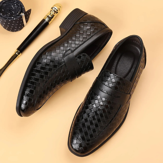 Les mocassins en cuir tressé Corté