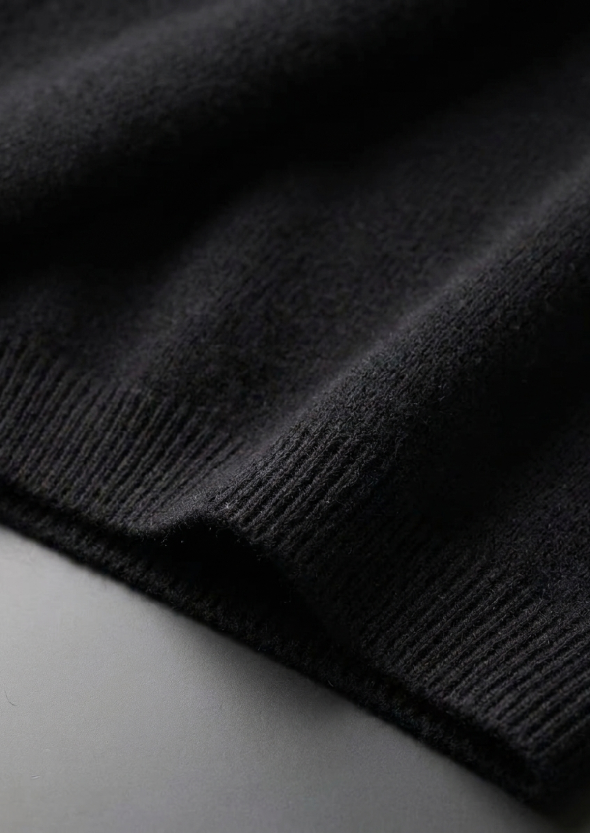 T-Shirt col rond classique en cachemire premium noir