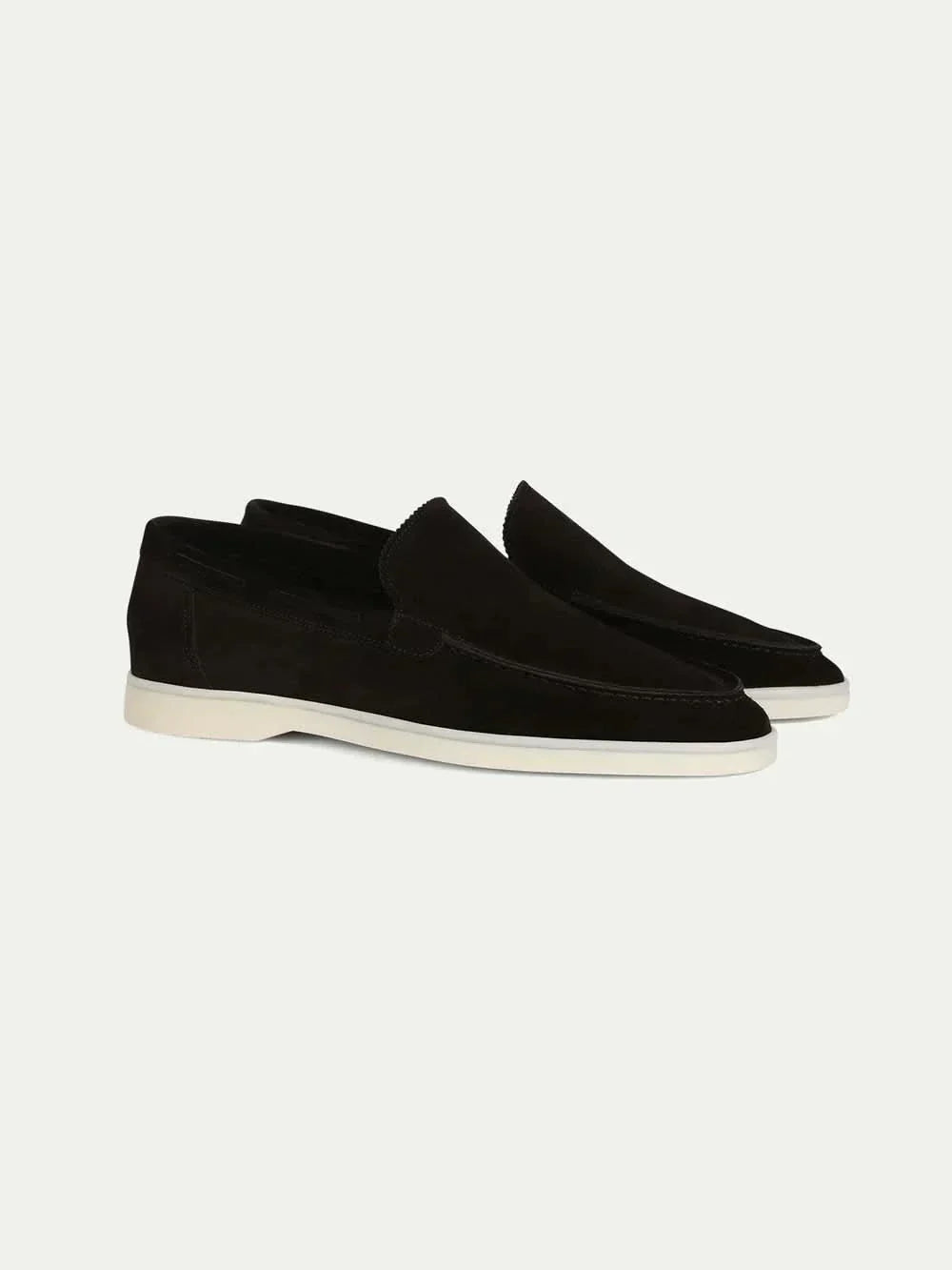 Mocassin noir — profil