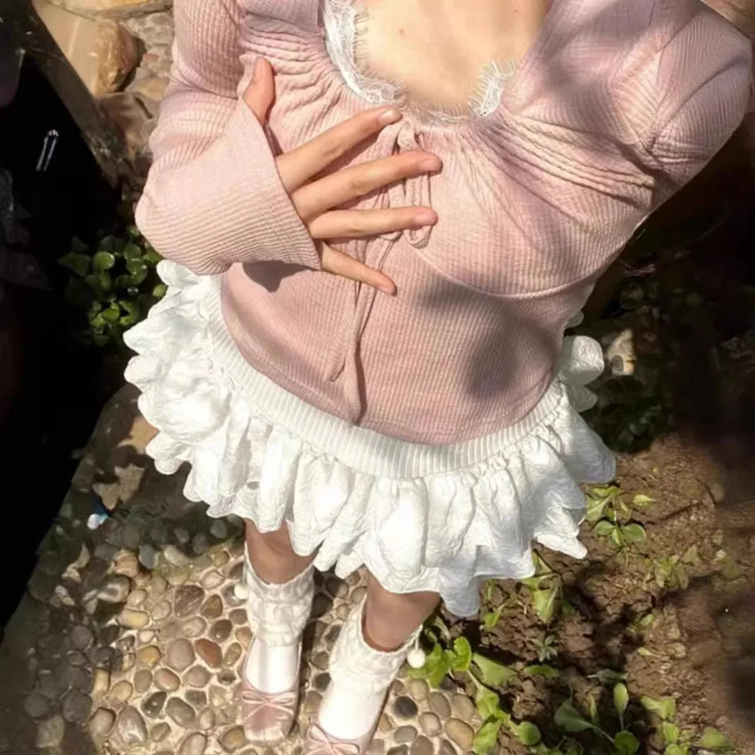 Short Lena en crochet à volants et motif ajouré