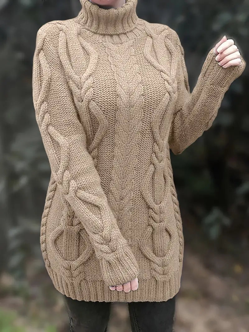 MADELEINE — Robe à Col Roulé en Maille Torsadée