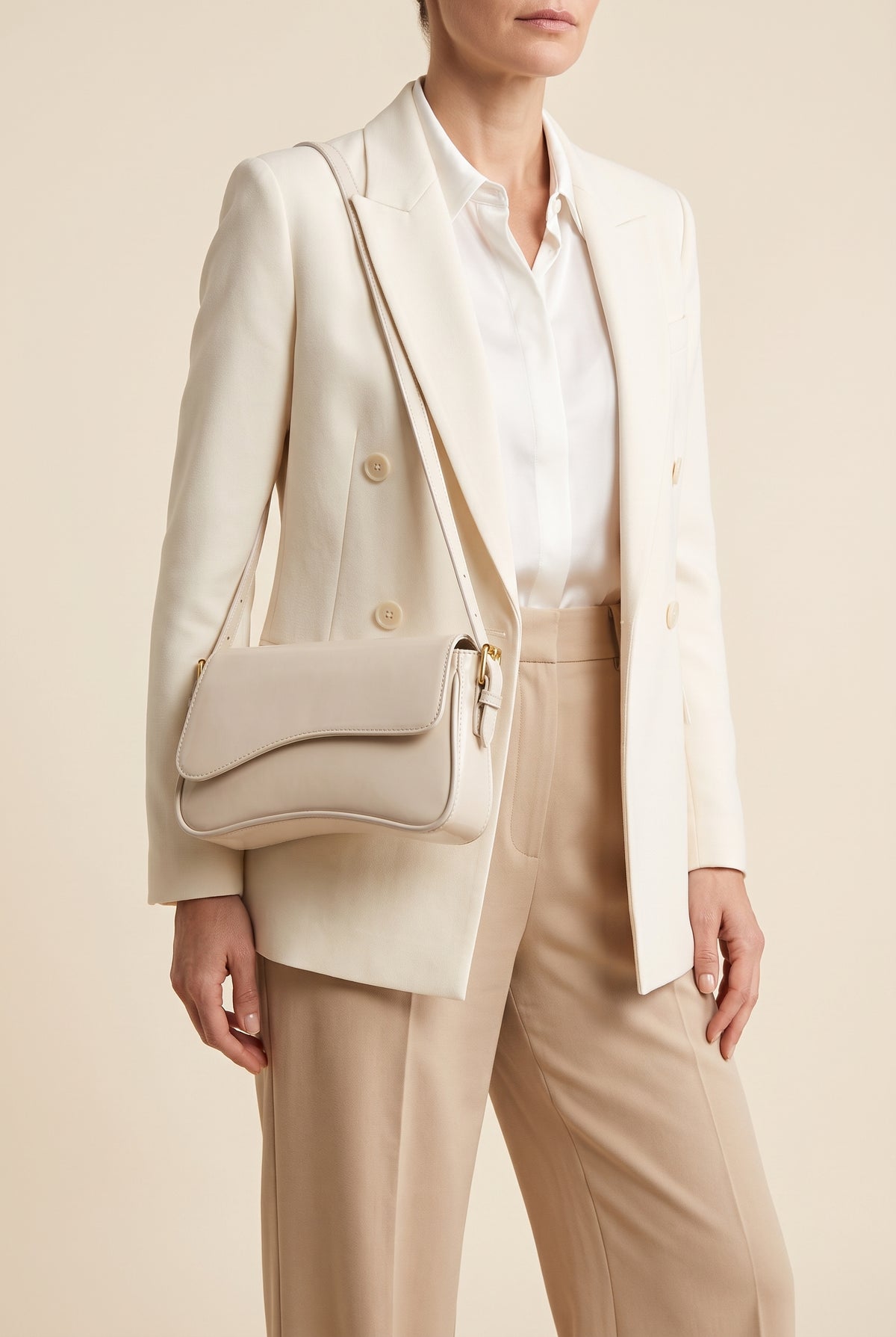 Sac porté épaule Mila forme selle en effet cuir, vue portée