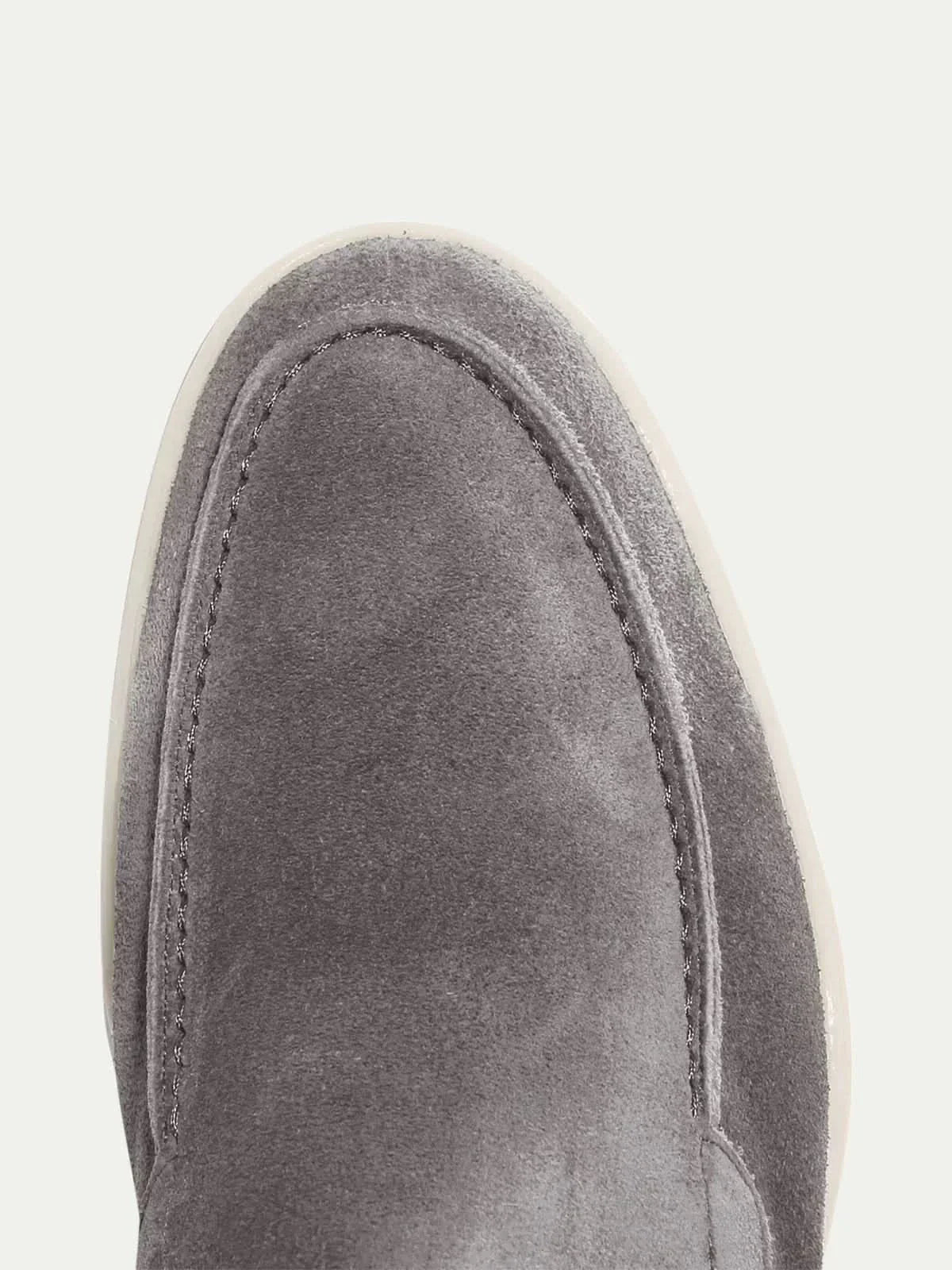 Mocassin gris — détail
