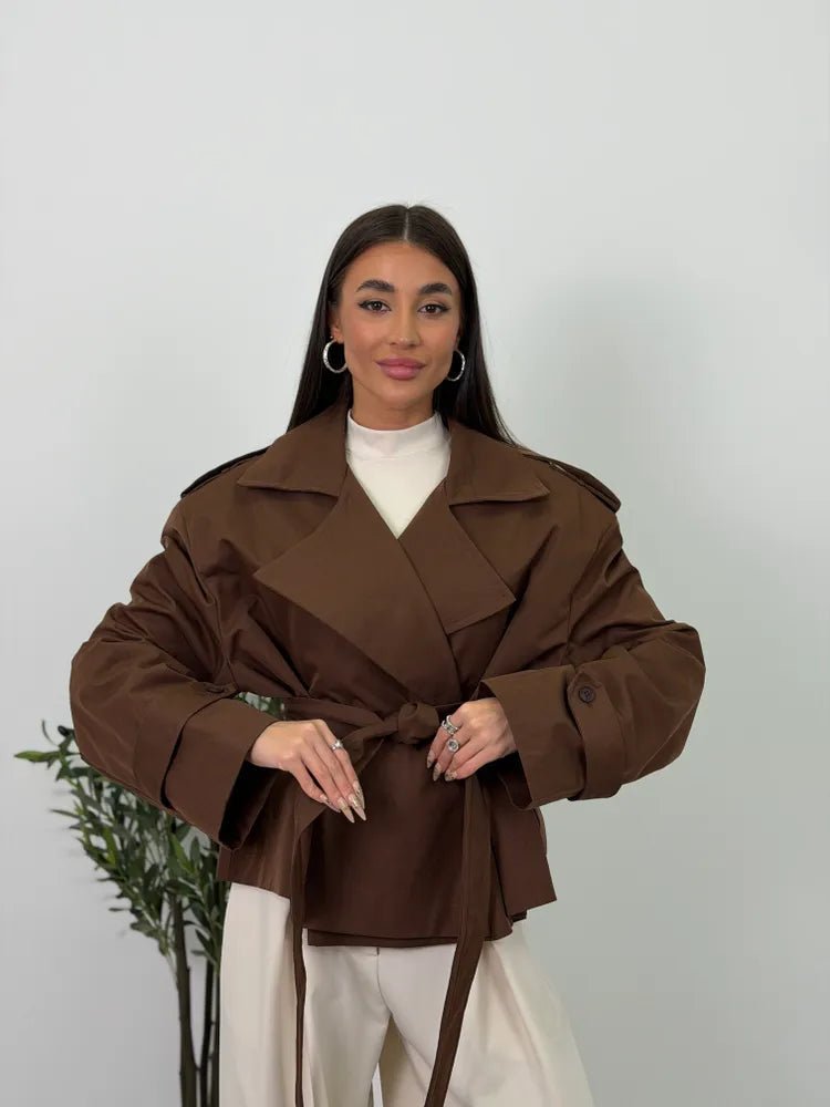 Trench court Adinda