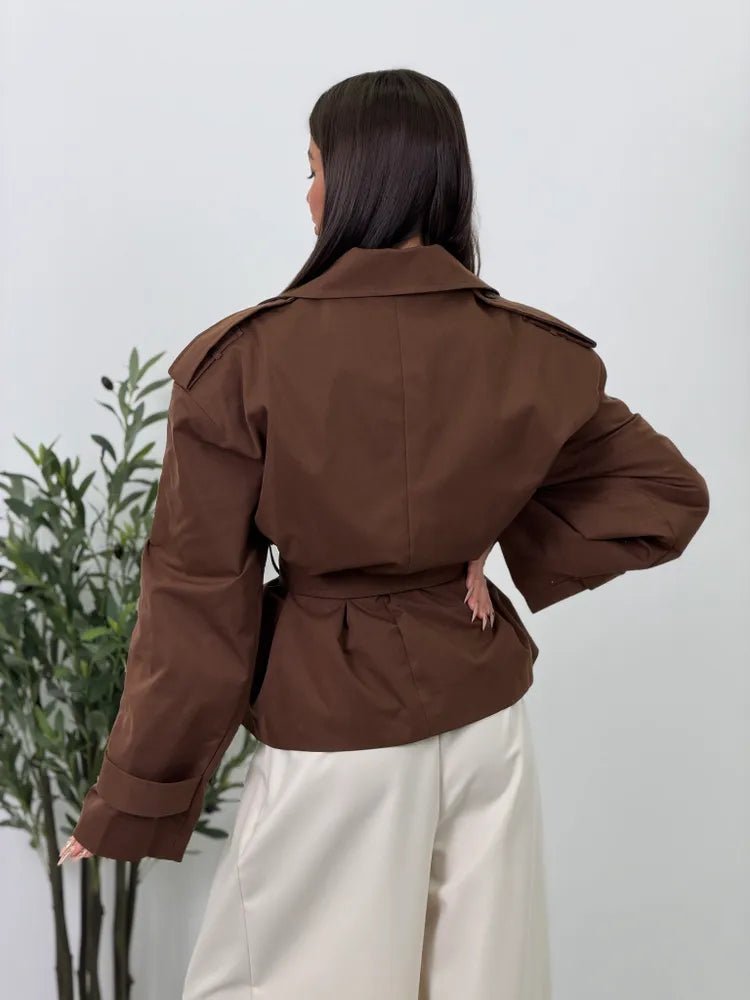 Trench court Adinda