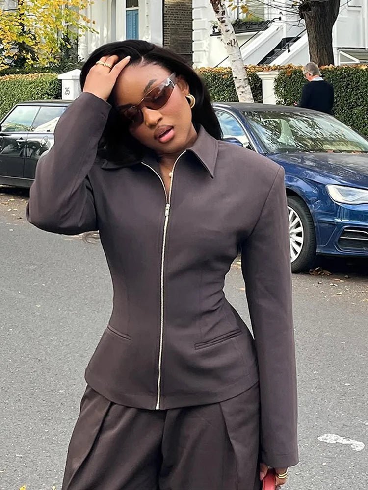 Veste Hazeline avec fermeture éclair et taille froncée