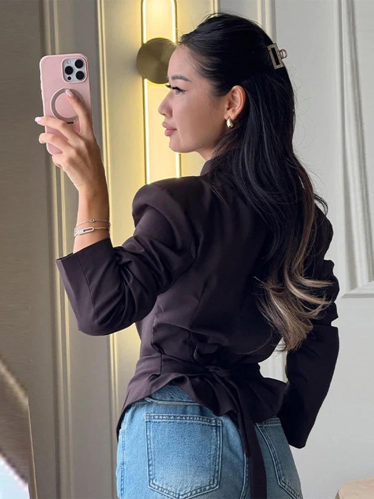 Blazer cintré à épaules marquées Tricia