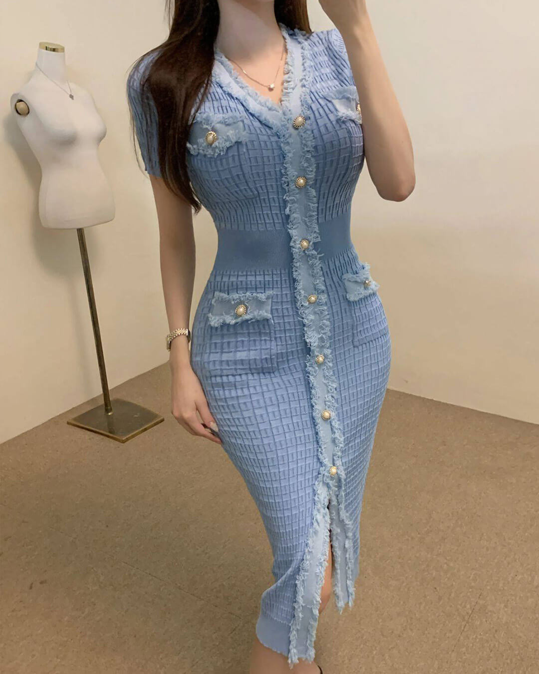 Sabrina robe-pull en maille à col en V