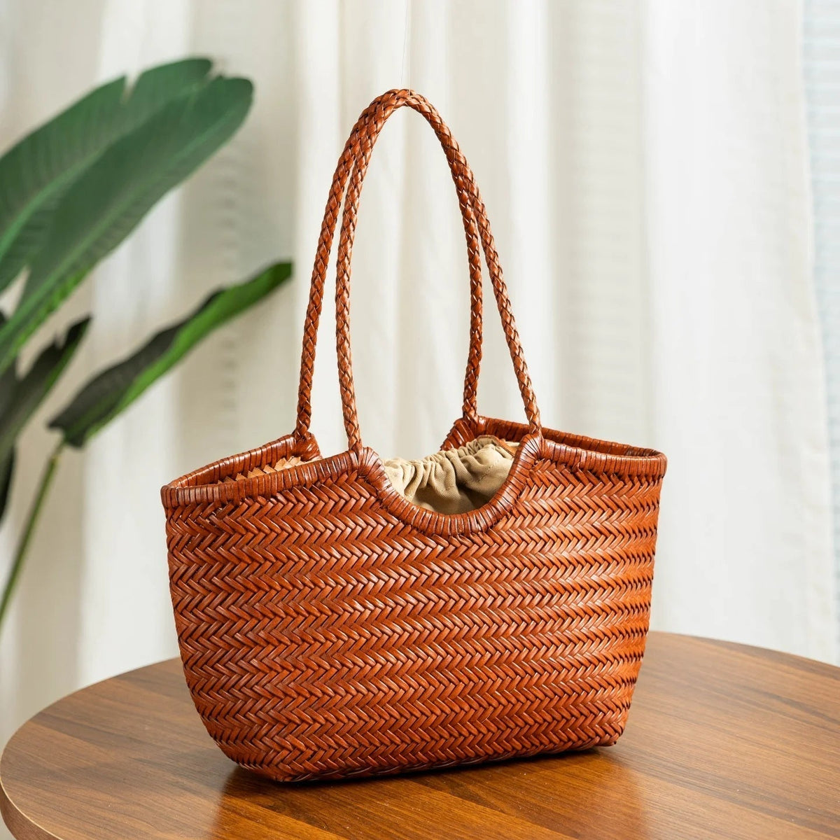 Bianca – Sac cabas en cuir tressé à la main