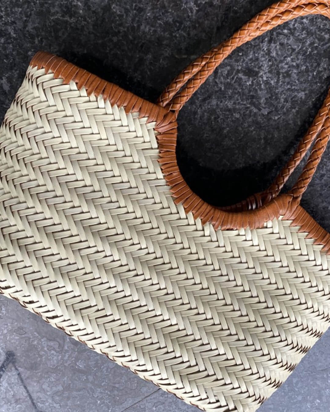 Bianca – Sac cabas en cuir tressé à la main