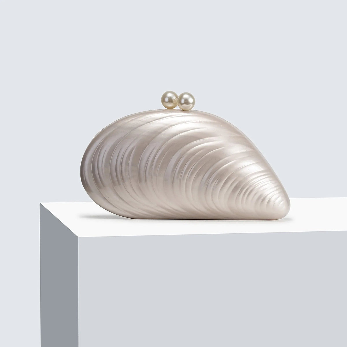 Pochette Valentina en forme de coquillage