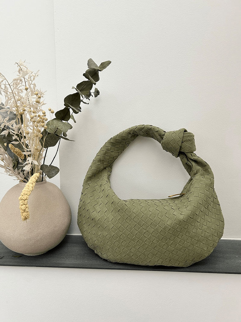 Sac bandoulière moyen en daim tressé