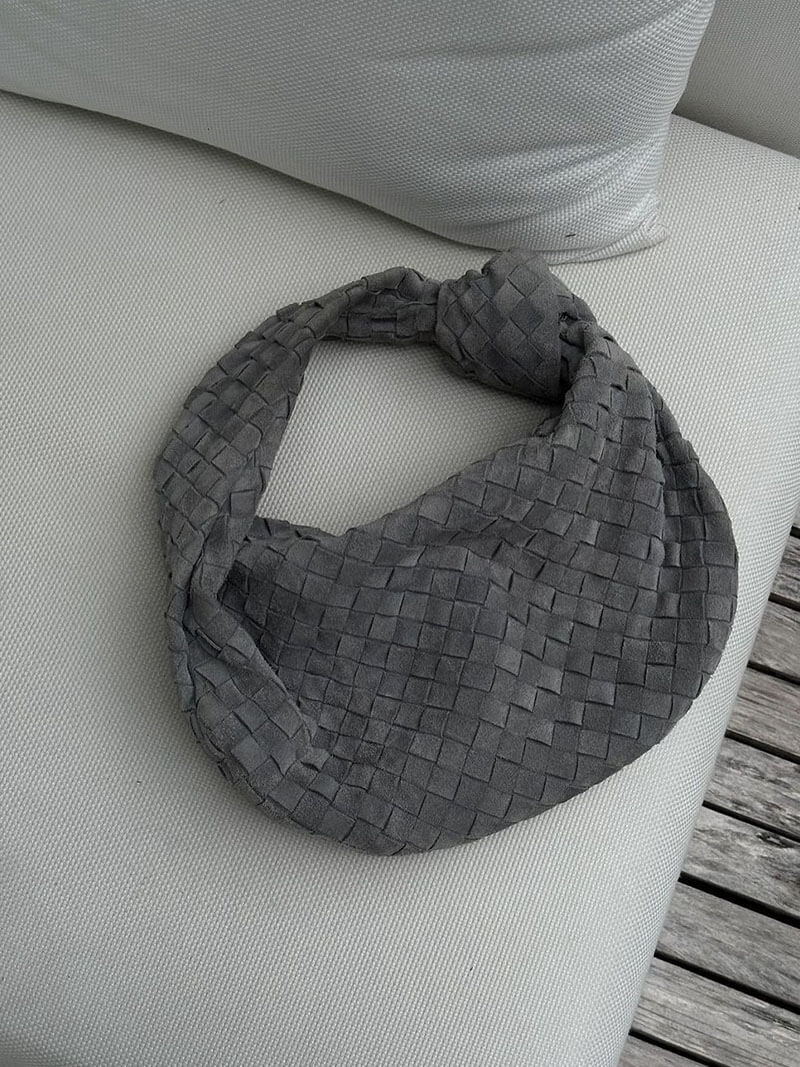 Sac bandoulière moyen en daim tressé