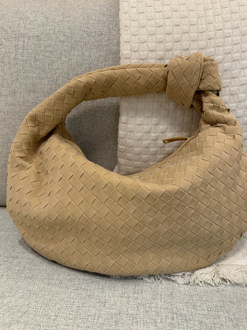 Sac bandoulière moyen en daim tressé