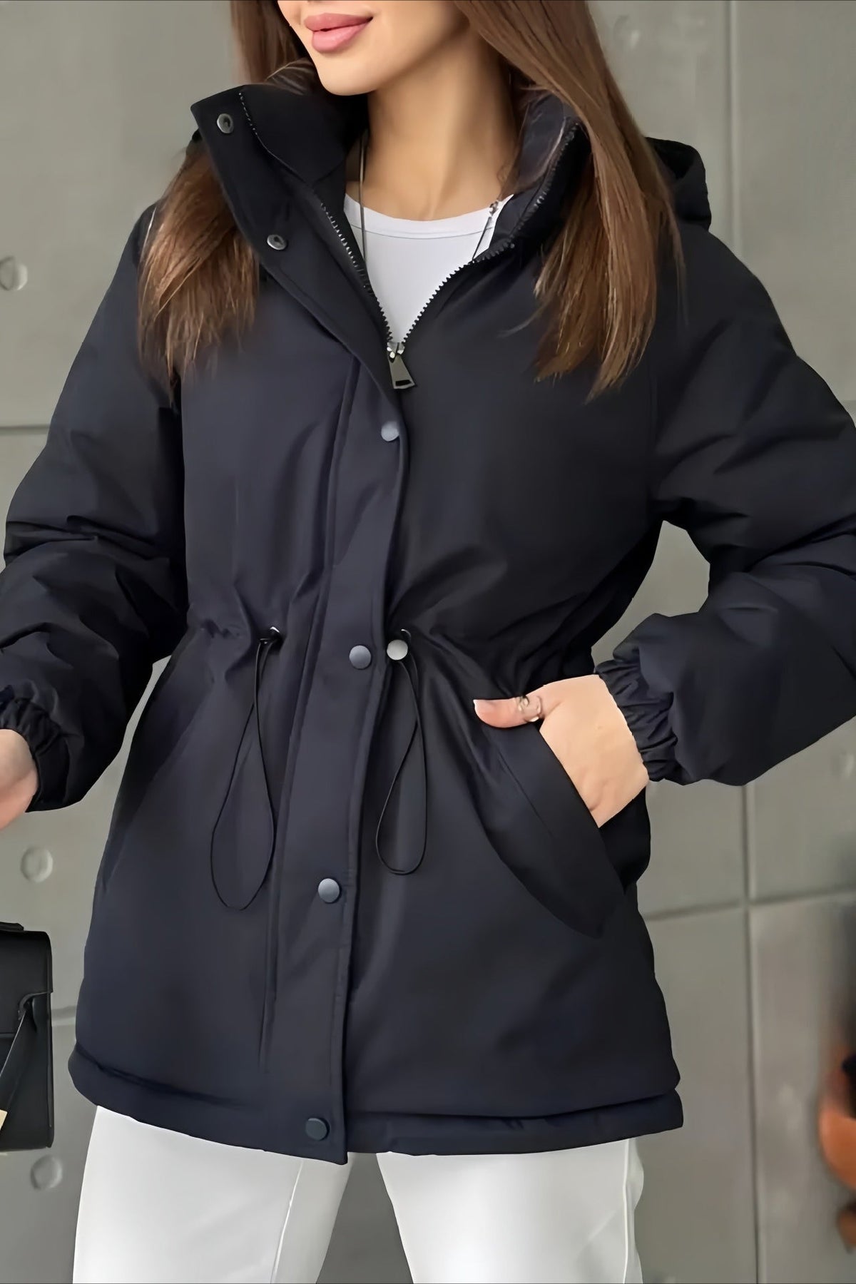 Veste coupe-vent Adele à capuche