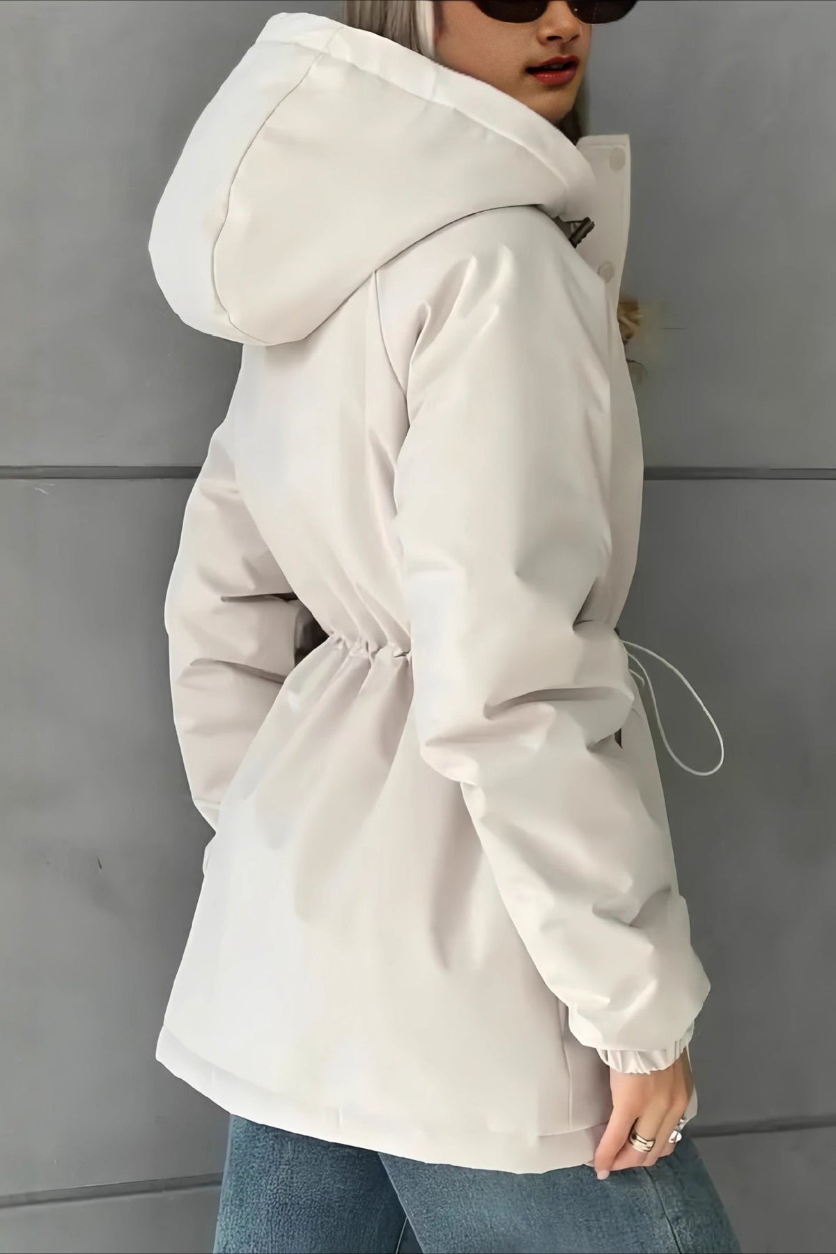 Veste coupe-vent Adele à capuche