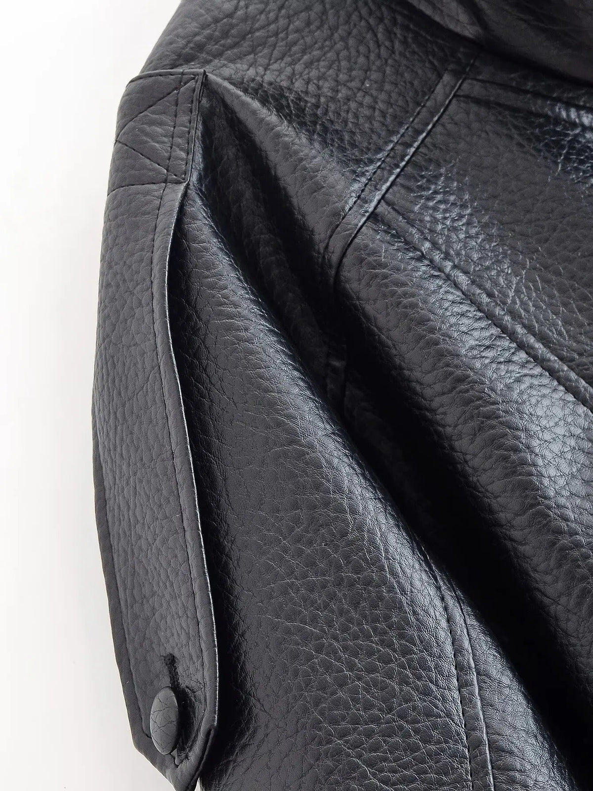 Veste asymétrique en cuir Carla