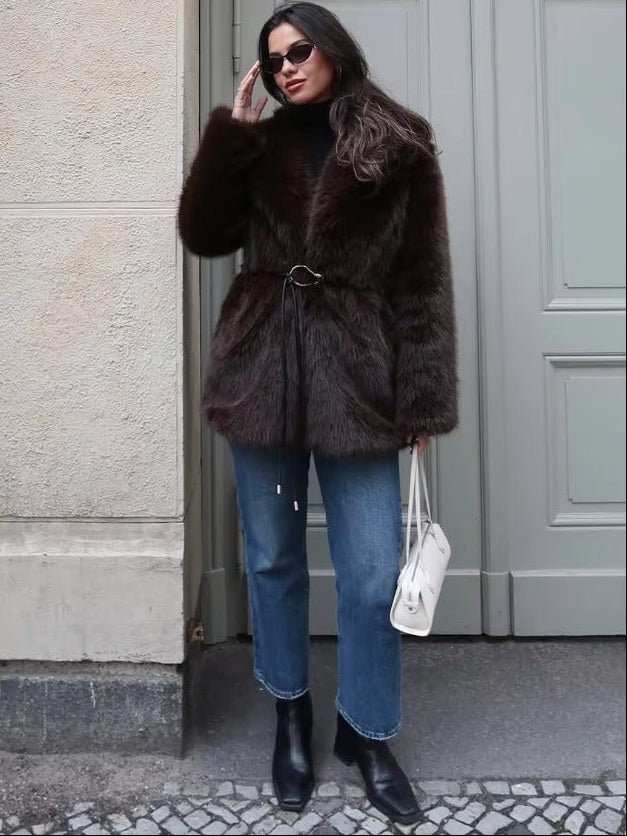 Manteau en fausse fourrure Faith avec ceinture