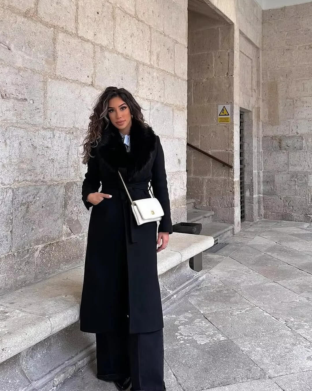 Manteau maxi Flora à col en fausse fourrure