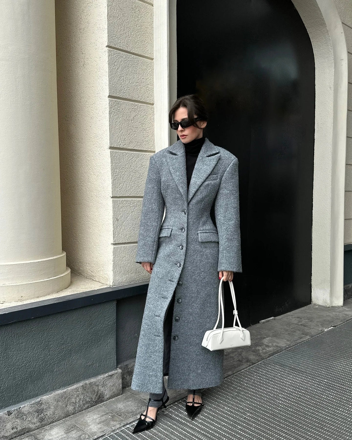 Aediva manteau long à taille cintrée