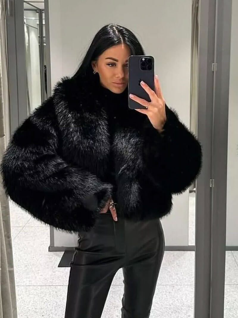 Manteau en fausse fourrure de Jenna