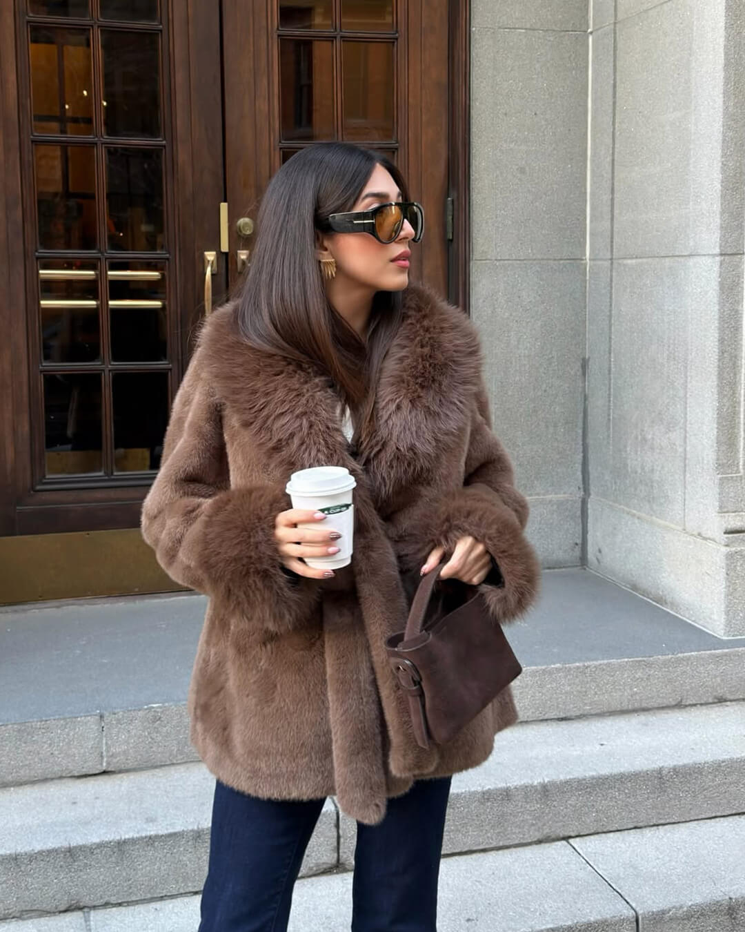 Manteau Jessa avec bordure en fausse fourrure
