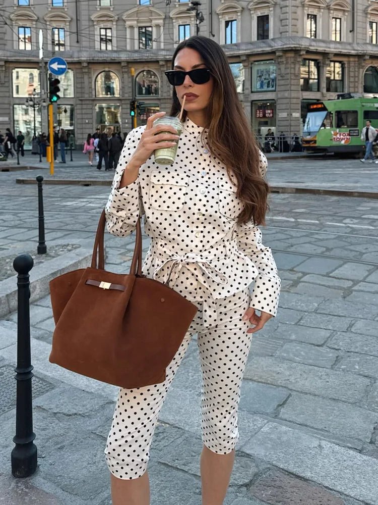 Ensemble veste à pois et pantalon capri Cherry