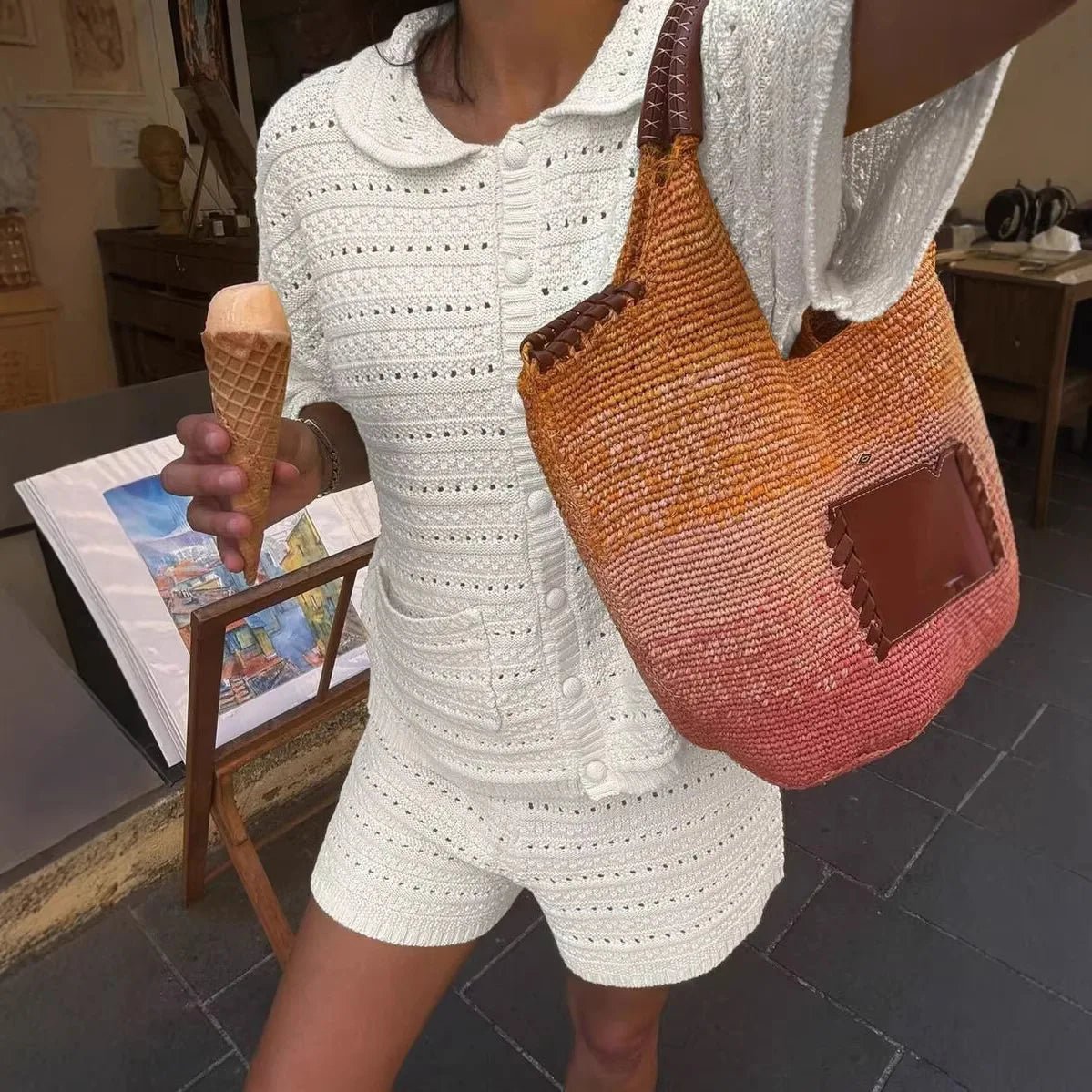 Ensemble Sasha composé d’un cardigan en maille unie et d’un short