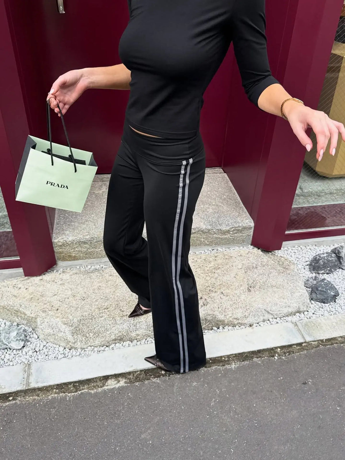 Charis Pantalon de yoga évasé taille basse