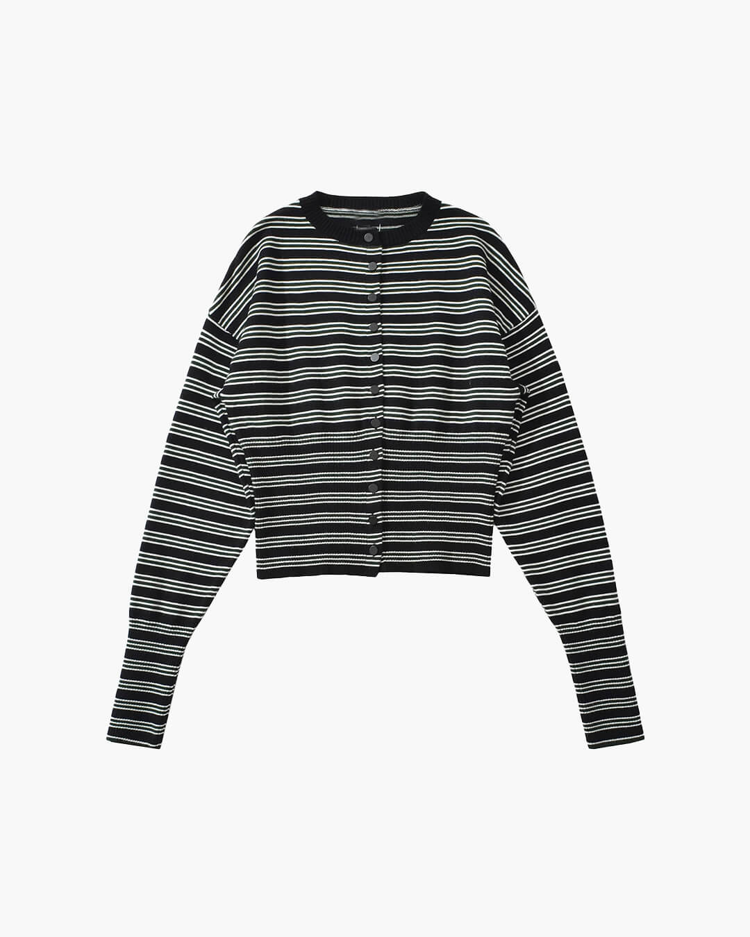 Ensemble Nicole avec cardigan rayé et short