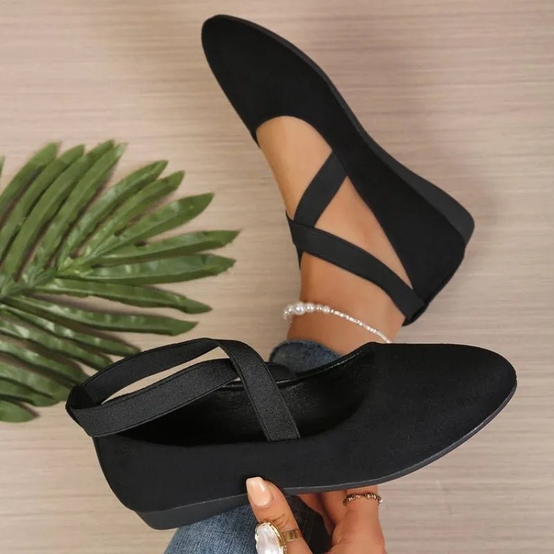 Afra ballerines à bout pointu avec brides croisées