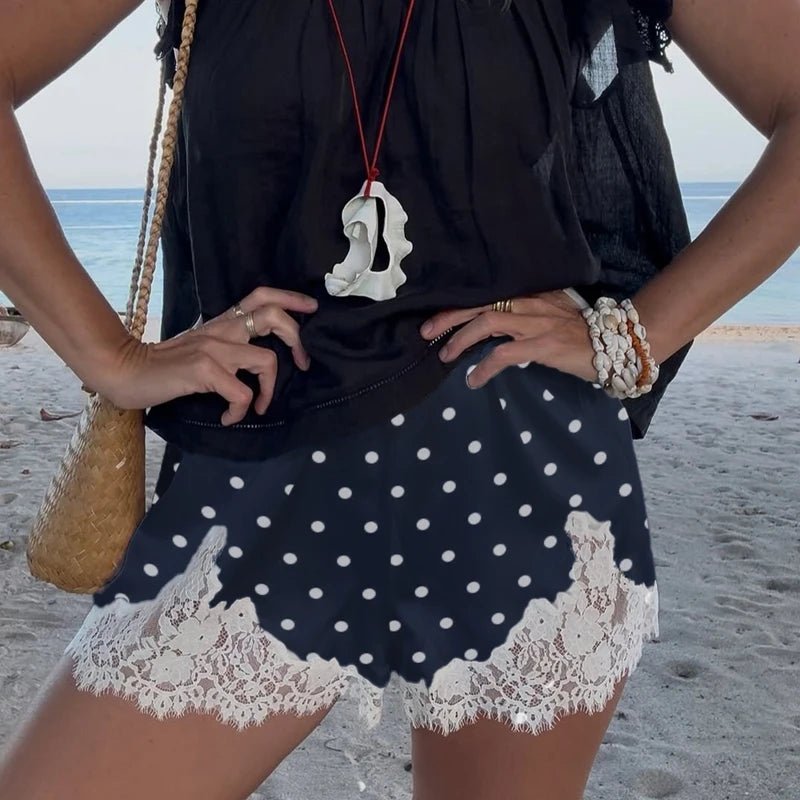 Short Lucy en satin avec dentelle et pois