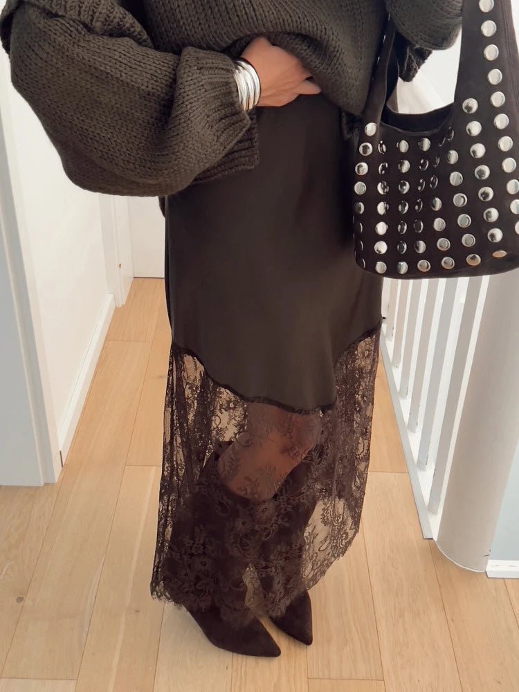 Lia jupe longue maxi en satin et dentelle