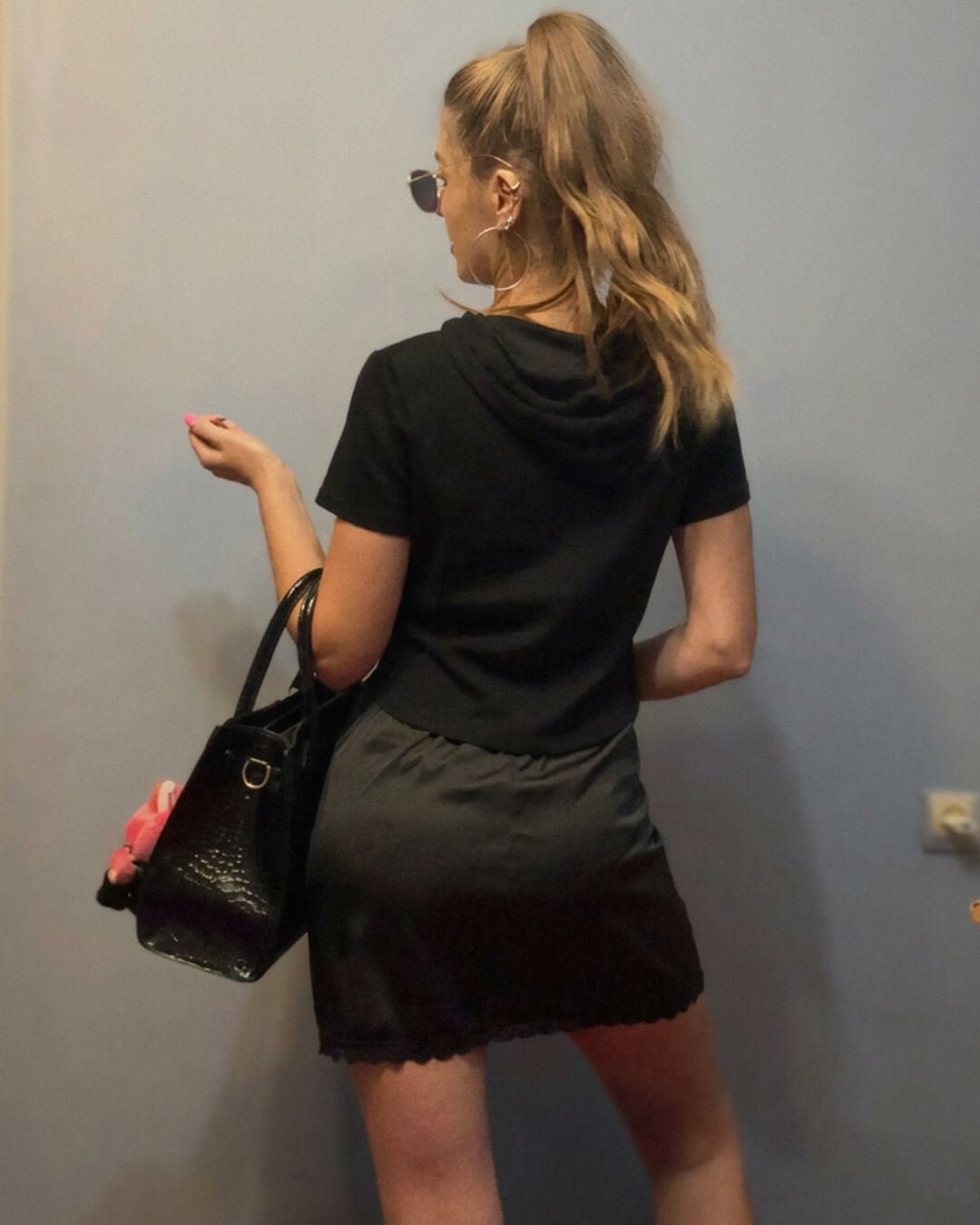 Mini-jupe Johana satinée avec dentelle