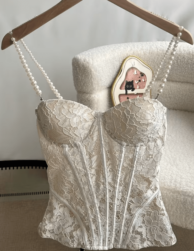 Top bustier en dentelle transparente Aneyla