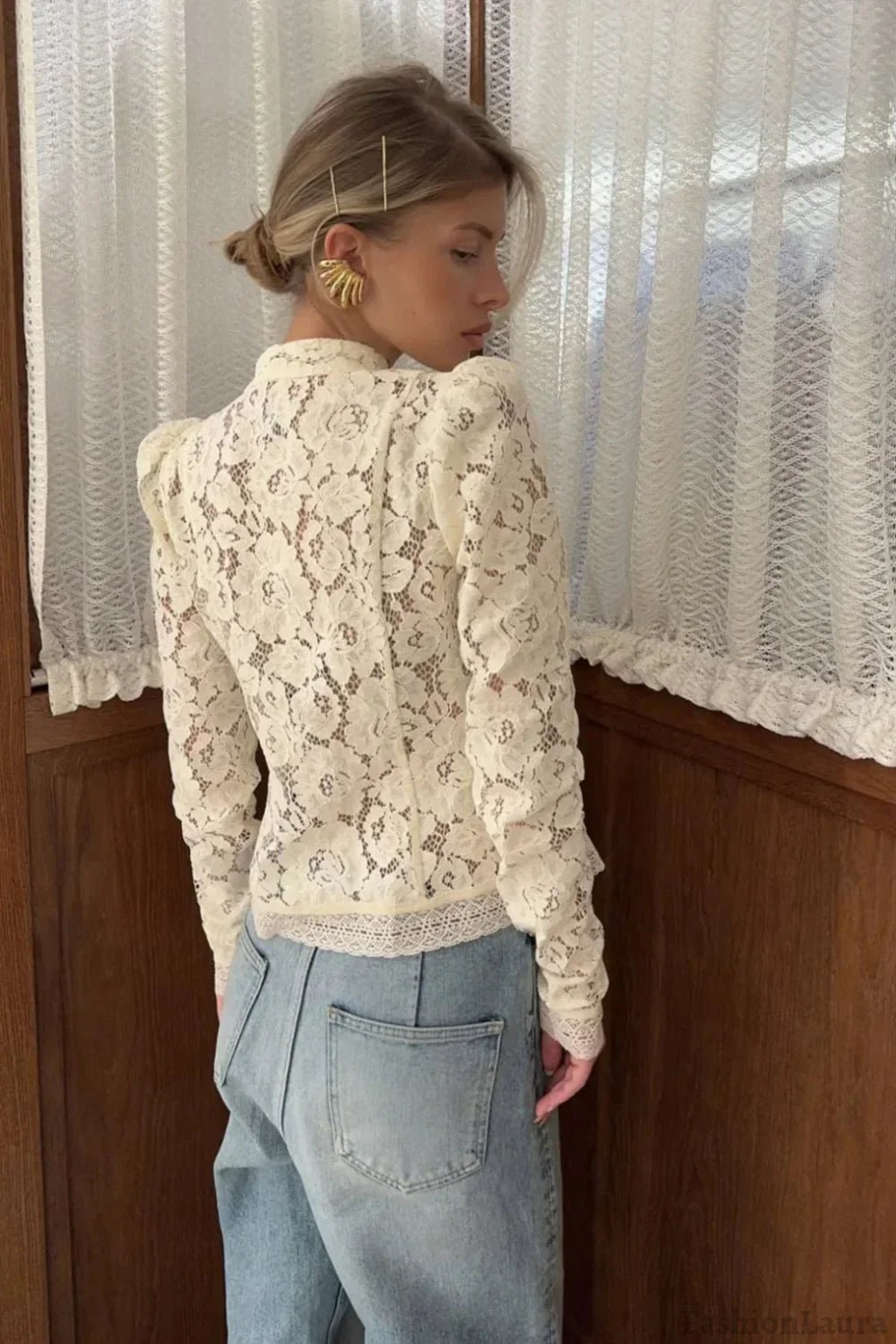 Blouse Claire élégante en dentelle