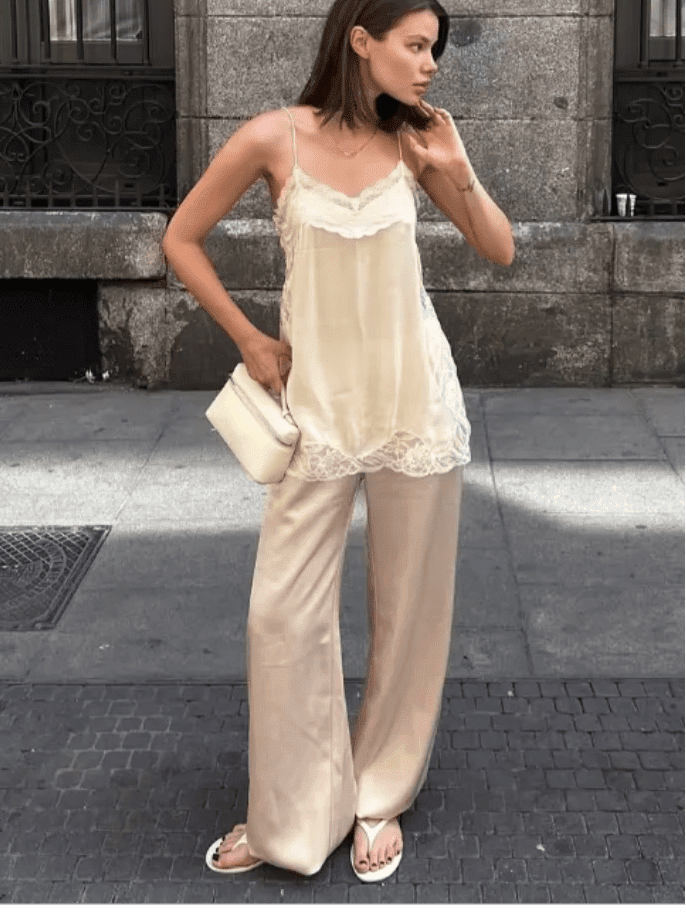 Top Sia style caraco en dentelle