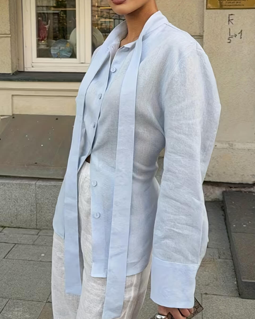 Blouse à manches longues avec nœud dans le dos Harper