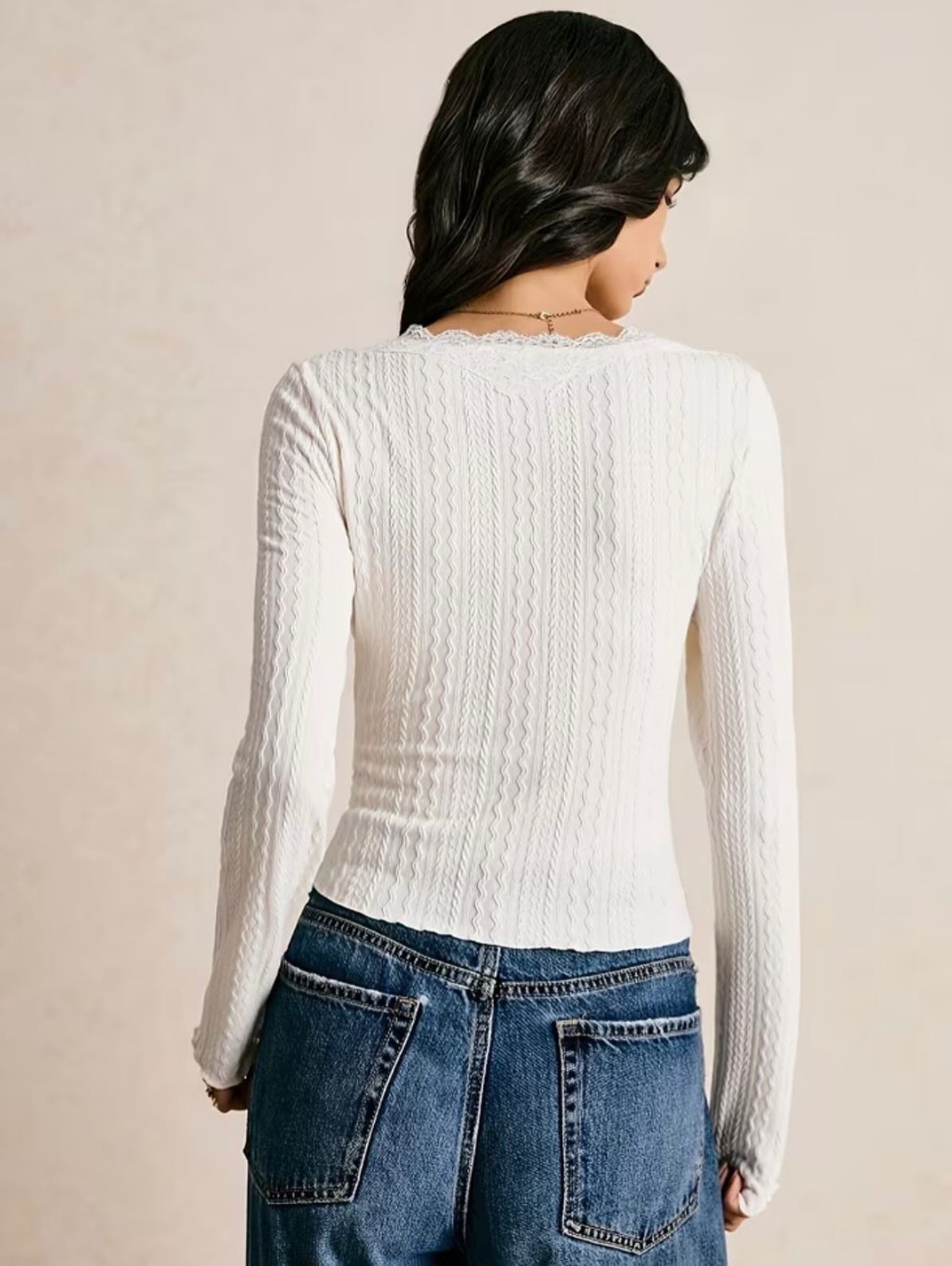 Blouse Nyla à manches longues en dentelle