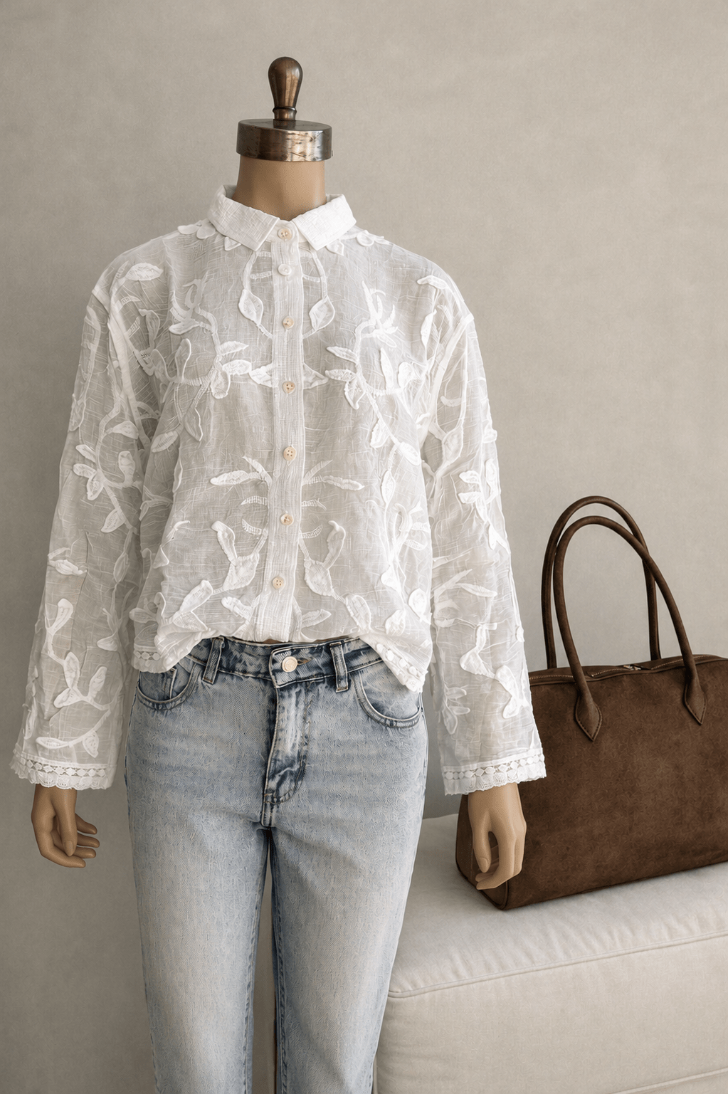 Blouse Tina brodée à manches longues
