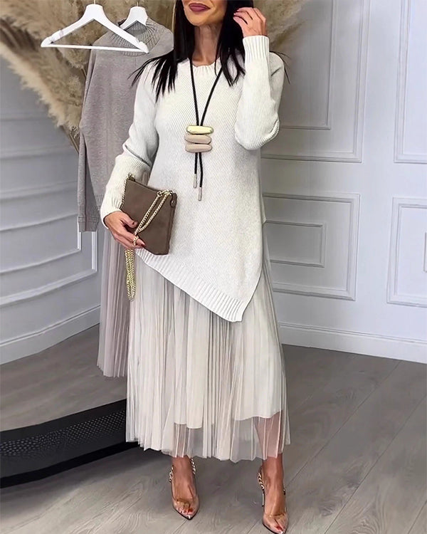 Ensemble Pull Asymétrique et Robe Plissée en Tulle